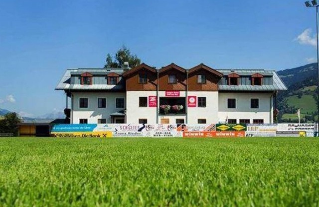 Quintuple room with shower, toilet, non-smoking - YOUNG HOTEL ZELL AM SEE