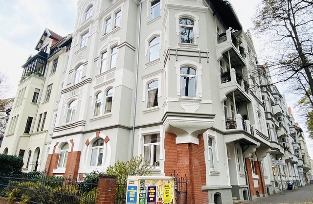 Quite, artsy apartment in a central location