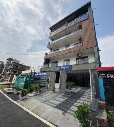 Radiant Blu Hotel