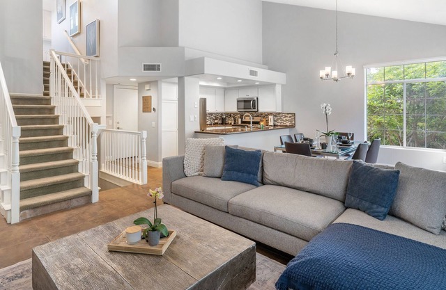 Radiant home near the ocean with hot tub, private yard, deck, patio, & fireplace