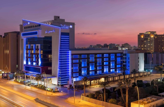 Radisson Blu Hotel and Convention Centre, Riyadh Minhal