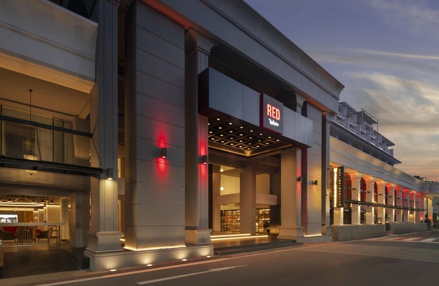 Radisson RED Phuket Patong Beach