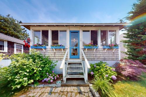 Rainbow Cottage
