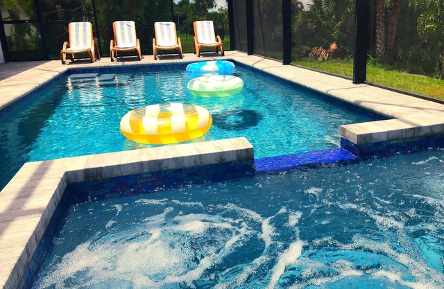 Rain’s Gone! Sunny Golf Retreat with Heated Pool & Spa – November Specials