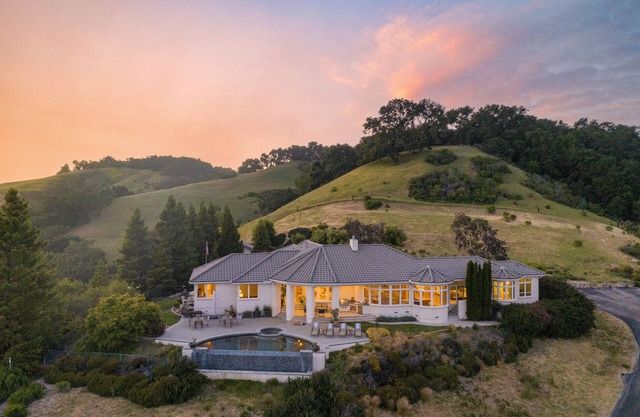 Rancho Notso Grande by AvantStay | Luxe Home, View