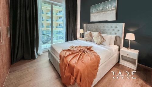 Rare Holiday Homes - Near City Center Ma'eisem - Pool view - Crescent Tower A - R706 - IMPZ