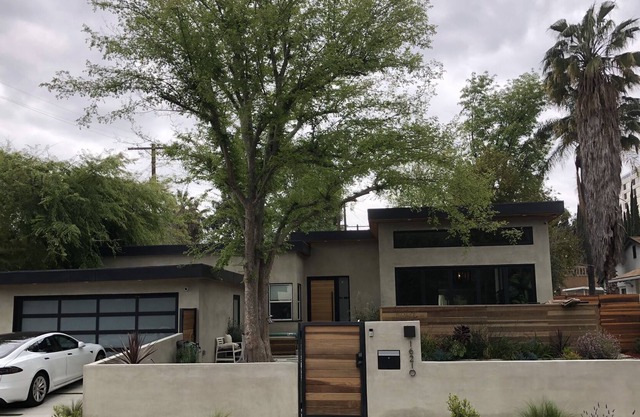 Rare New listed Luxury Modern 4 Bedroom/ Heated Pool