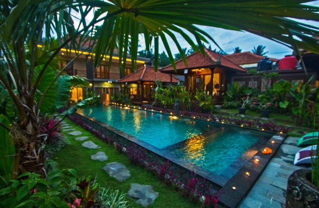 Ratna Villa 4