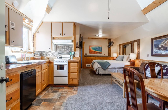 Ravens Heart Cabin