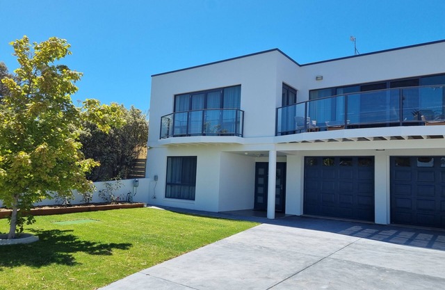 Rawson's Kingscote-Absolute Luxury, Wifi, Billiards, Games Room, Beach Towels