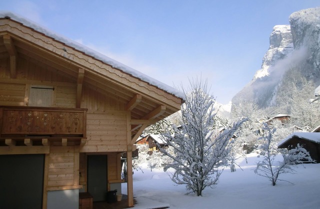 Recent chalet in Samoëns (74), 3 stars for 8 people, sleeps 8