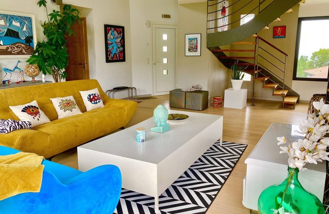 Recent house of 180 m² near the beaches of Anglet-Biarritz and Spain.