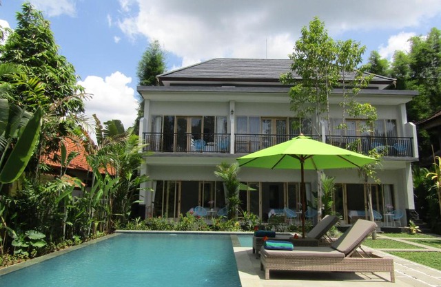 Recep Bungalow