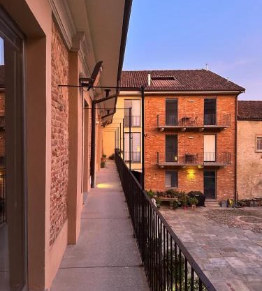 Recinto Nobili 2 - private parking vista cortile