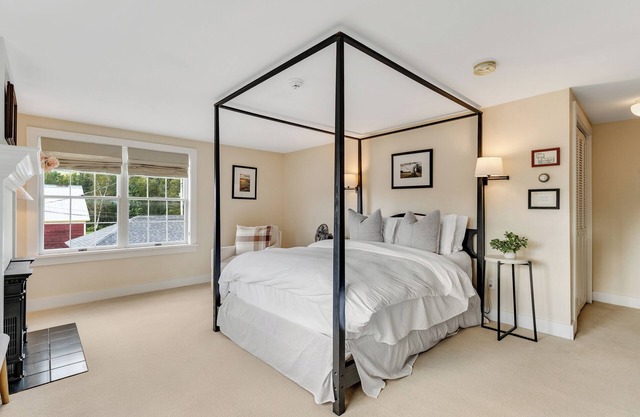 Red Clover Inn: Romantic Queen Suite Killington