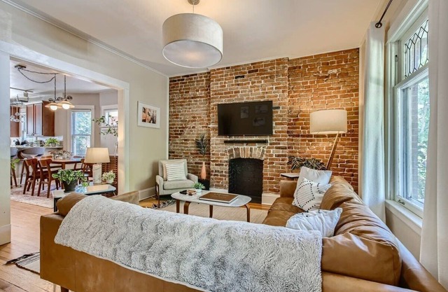 Redbrick Cottage/2BDRM/Wash Park/Yard