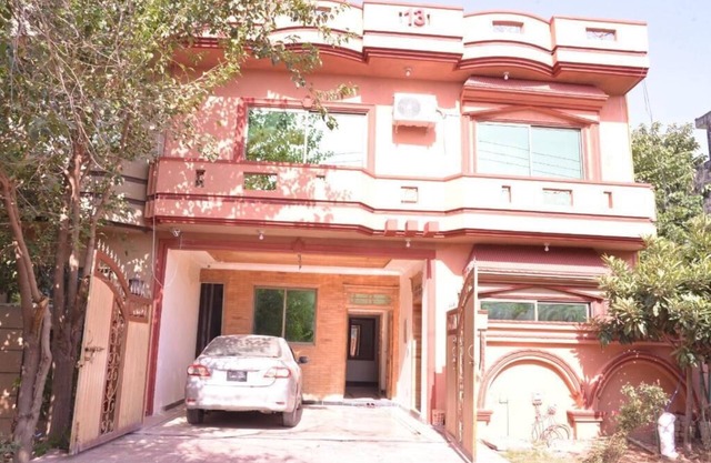Redbury Guesthouse