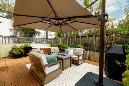 REDECORATED - Seaside Dream - Jacuzzi - Patio