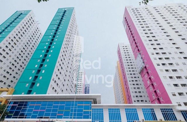 RedLiving Apartemen Green Pramuka - Family Group Tower Orchid