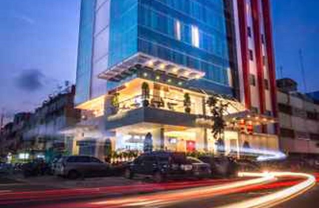Redstar Hotel
