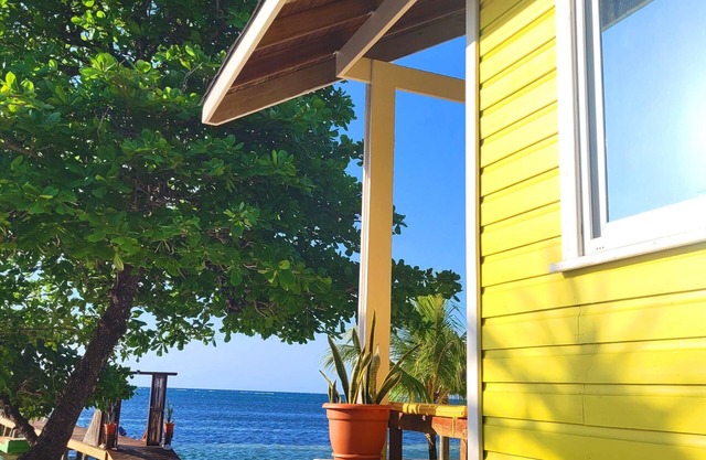Reefside Retreat Yellow Casita