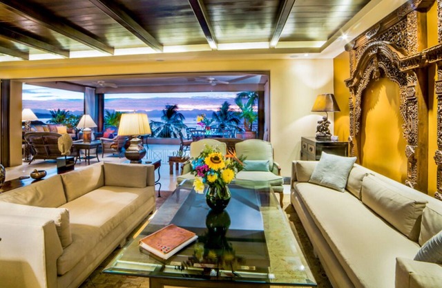 Refined coastal escape ★ 272 5star reviews ★ Luxury, service & Exceptional value