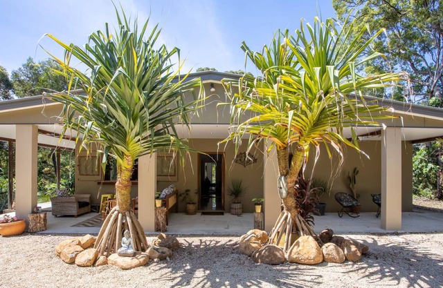 Refreshing 3BR Oasis with Pool & Fire Pit