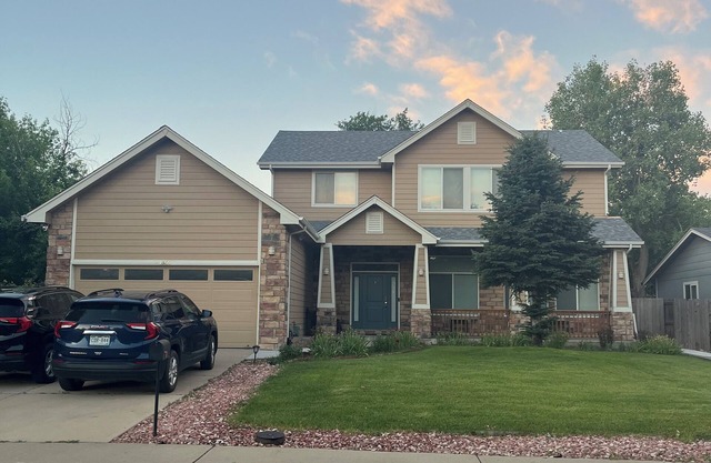 Refreshing View & Spacious Upper Level 3 BRs, 2 Full Bathrooms, patio & more!