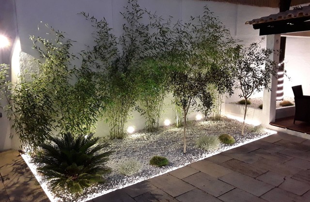 Refurbished Old House (2017) with Garden in Santa Catarina