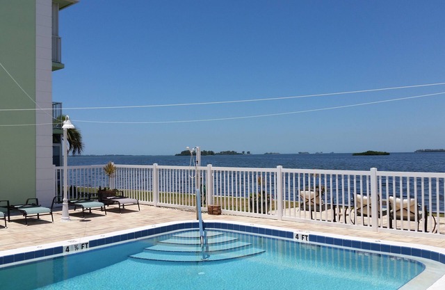 Relax and enjoy life at our updated Dolphin Point Condo in Dunedin