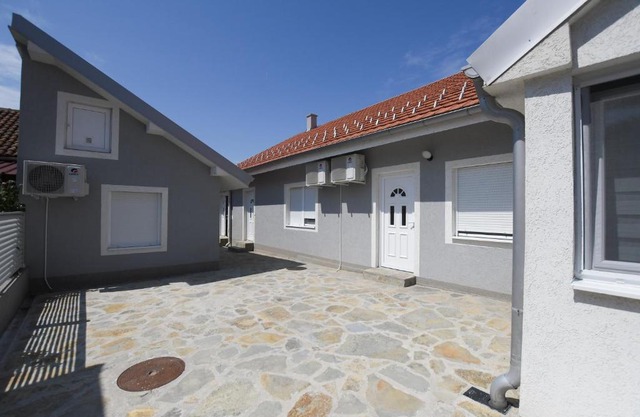 Relax Apartmani Rooms