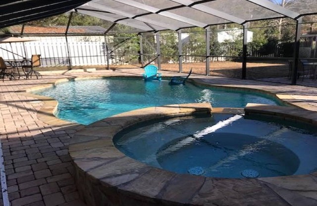 Relax by the private pool! Five bedrooms await you near Gulf Shores Beach