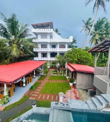 Relax House Water Villa