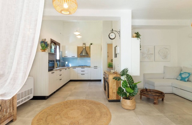 Relax with the whole family in this quiet and elegant accommodation