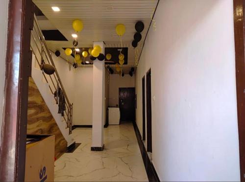 Relax With Raghav Hotel