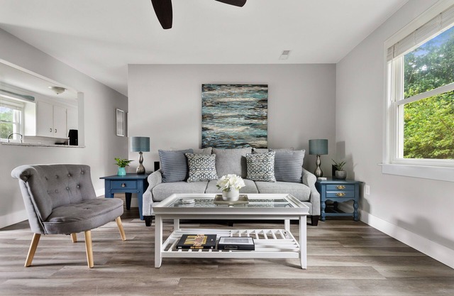 Relaxation and Location - The Lowcountry Cottage