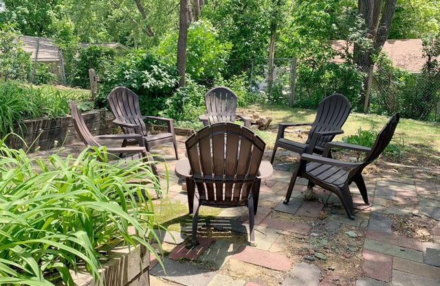 Relaxed Cabin with Lake Life Vibe Near Lk Minnetonka
