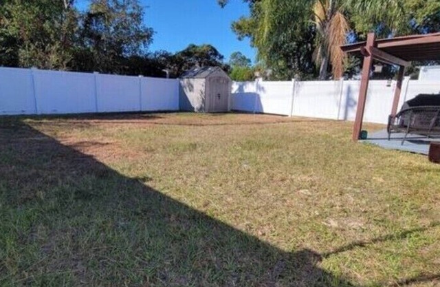Relaxing 3-Bedroom Vacation Home in Spring Hill