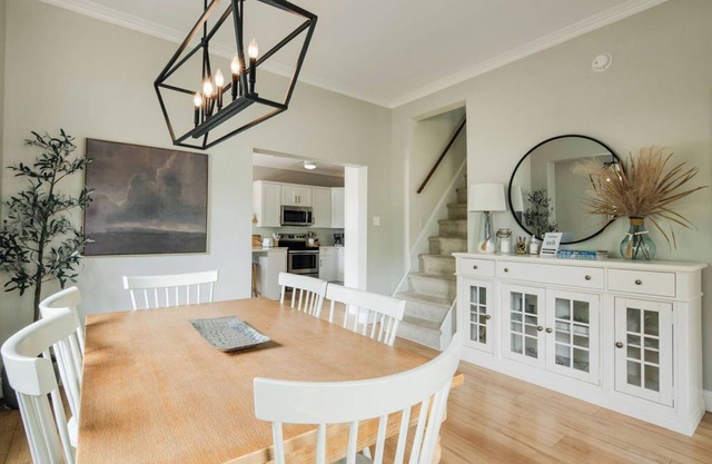 Remodeled Home Near Beach and Downtown