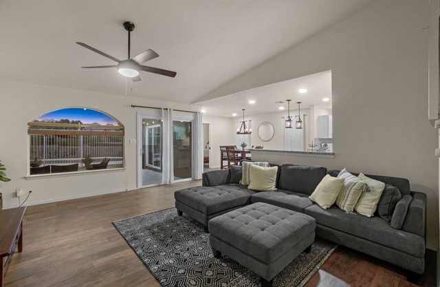 Remodeled home w/pool and centrally located!