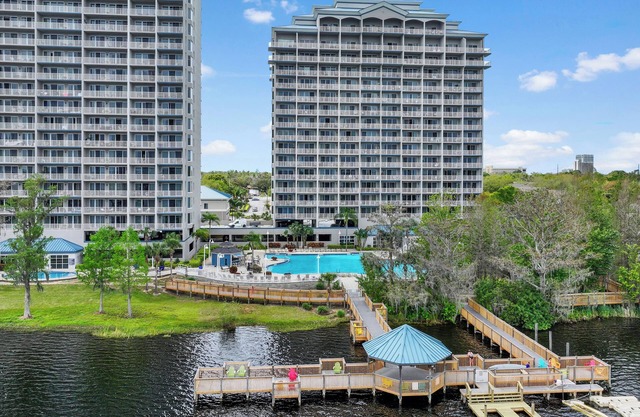 Renovated Condo 2mil away from Disney
