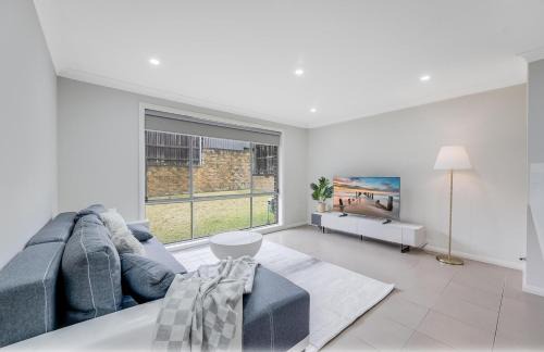 Renovated Cozy Family house - Wi-Fi, Parking