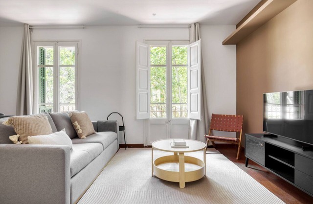 Renovated El Camp d'en Grassot i Gràcia Nova 1BR, by Blueground