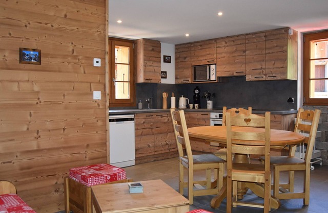 Renovated Barn in Charming Hamau Close to Pralognan-La-Vanoise With South-Facing Balcony