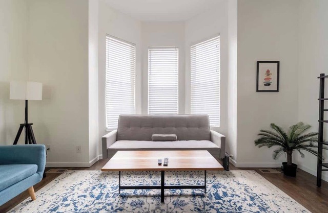 Renovated Home Great Location 3BR Sleeps 6