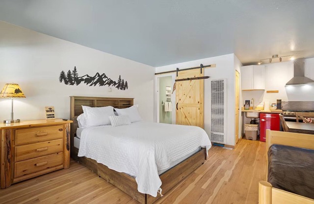 Renovated Lakeview Retreat ~ Beach Access ~ Pool