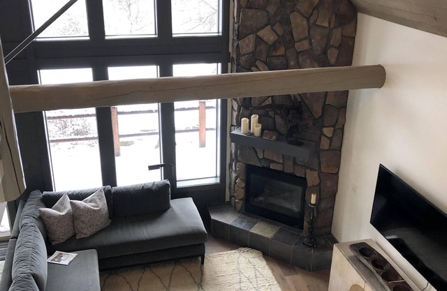 Renovated Running Y Ranch Resort Home