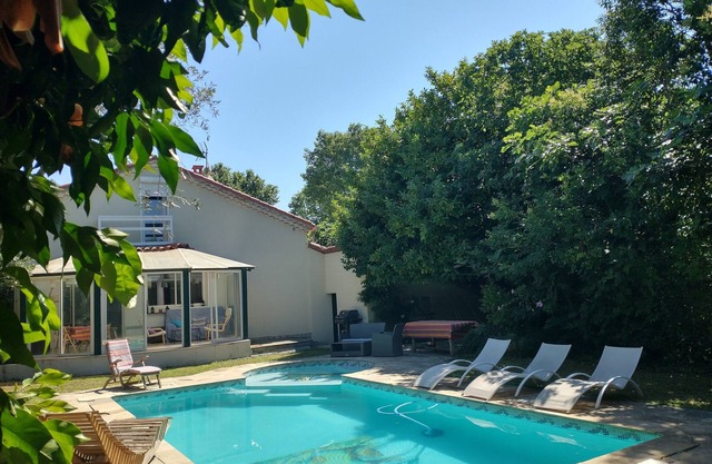 Rental luxury villa near Montpellier and beaches