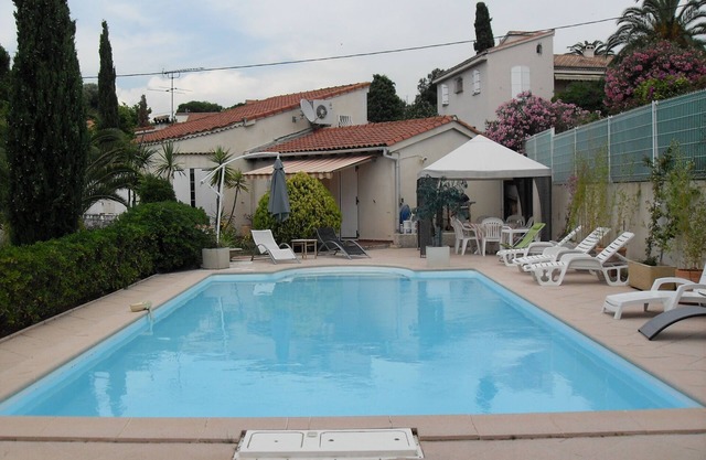 Rental villa F4 - sleeps 8 with swimming pool Corse du sud