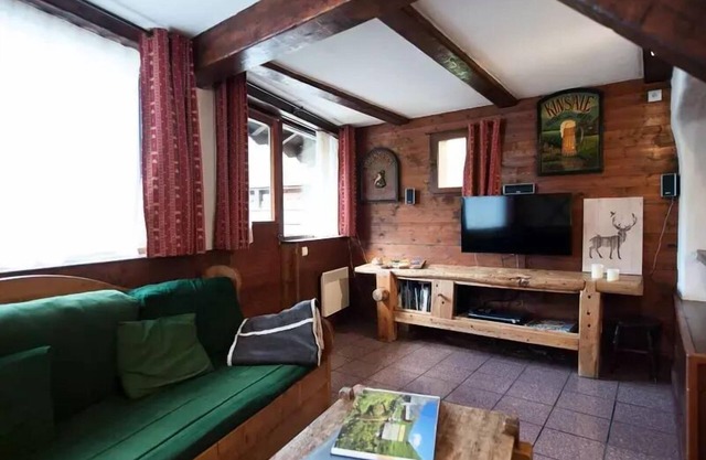 Residence Les Edelweiss - 3 Room Chalet 6/8 People